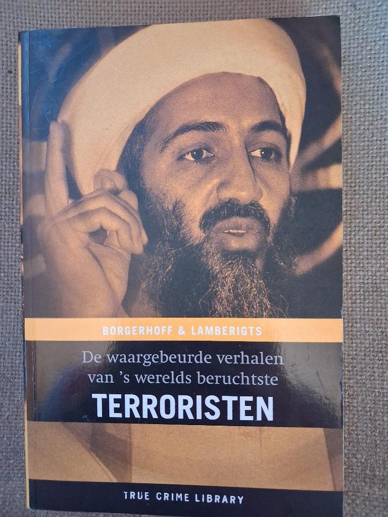 WAARGEBEURDE VERHALEN OVER TERRORISTEN - TRUE CRIME, Enlèvement ou Envoi, Société