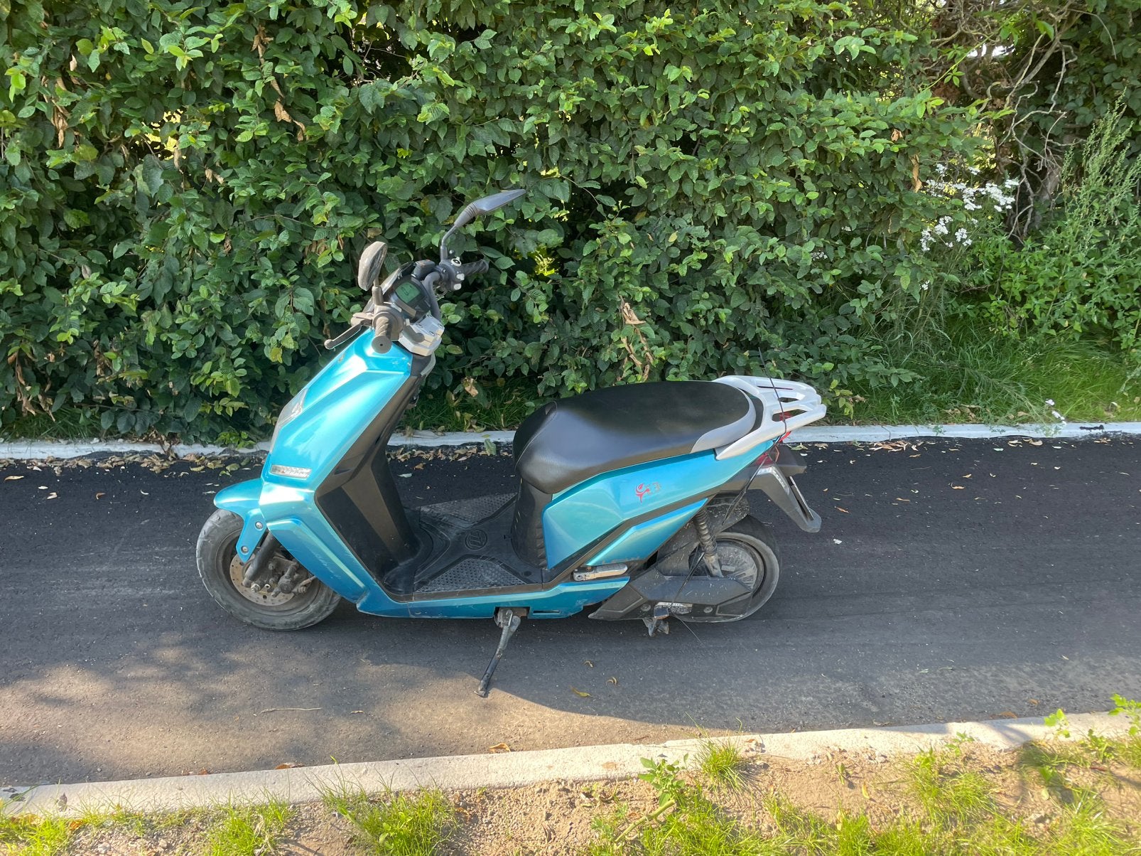 Lifan e3, Vélos & Vélomoteurs, Scooters | Piaggio, Utilisé, Autres modèles, Classe A (25 km/h), Électrique, Enlèvement
