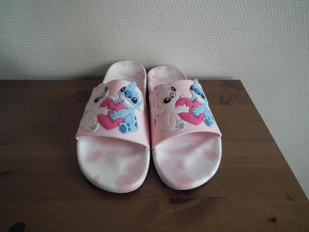 Mules rose de plage... pour femme (Disney Stitch & Angel), Disney Primark, Rose, Comme neuf, Sandales et Mûles