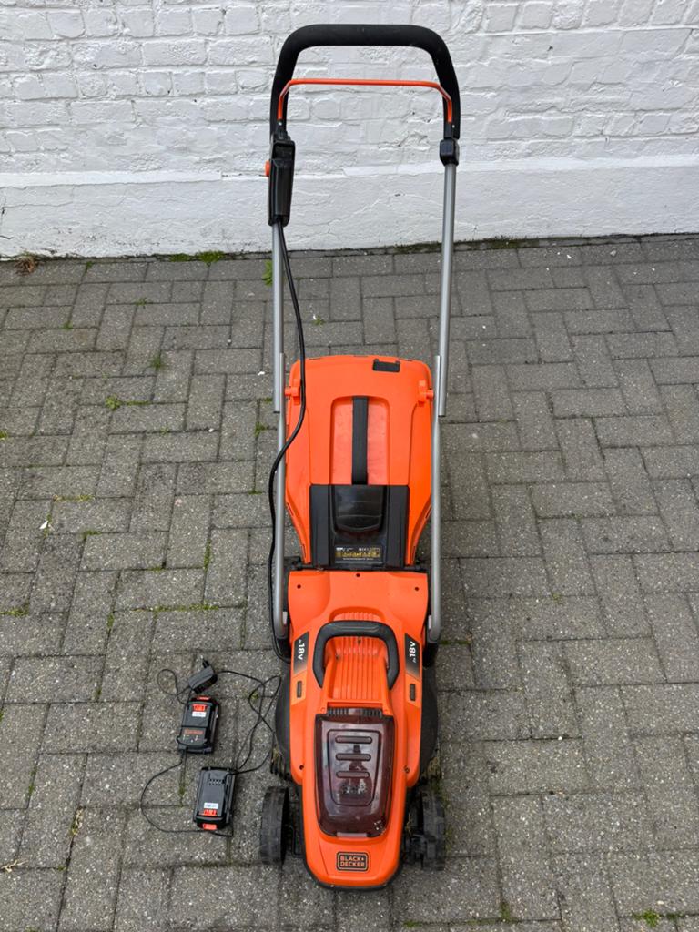 Tondeuse electrique Black & Decker, Enlèvement, Comme neuf