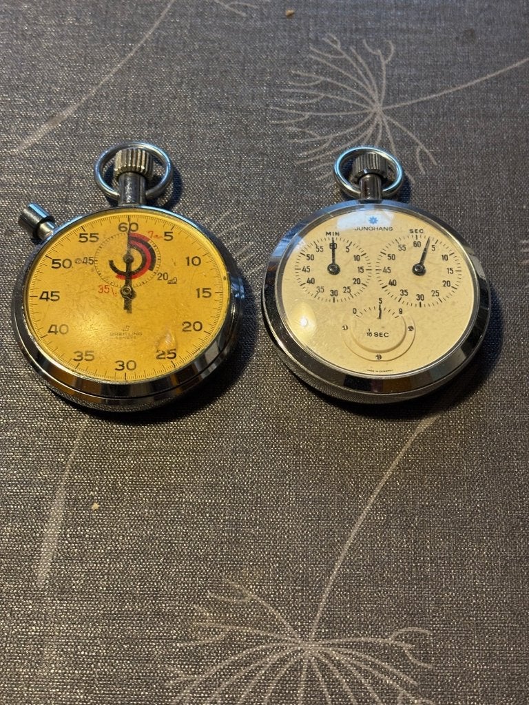 Breitling 1961 et Junghans Cal. 628 (ne fonctionnent pas), Comme neuf, Enlèvement, Blanc, Breitling et Junghans