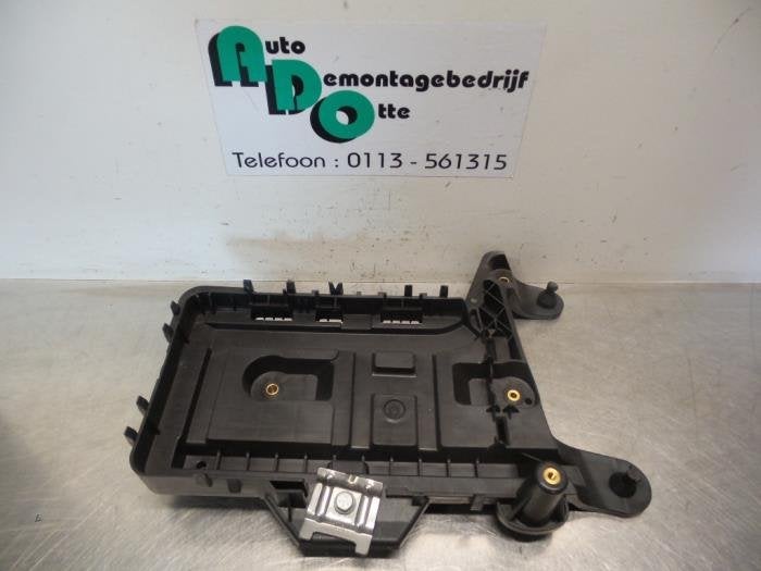 Boîtier de batterie d'un Audi A3 (A3 03-), -, 3 mois de garantie, Utilisé, -