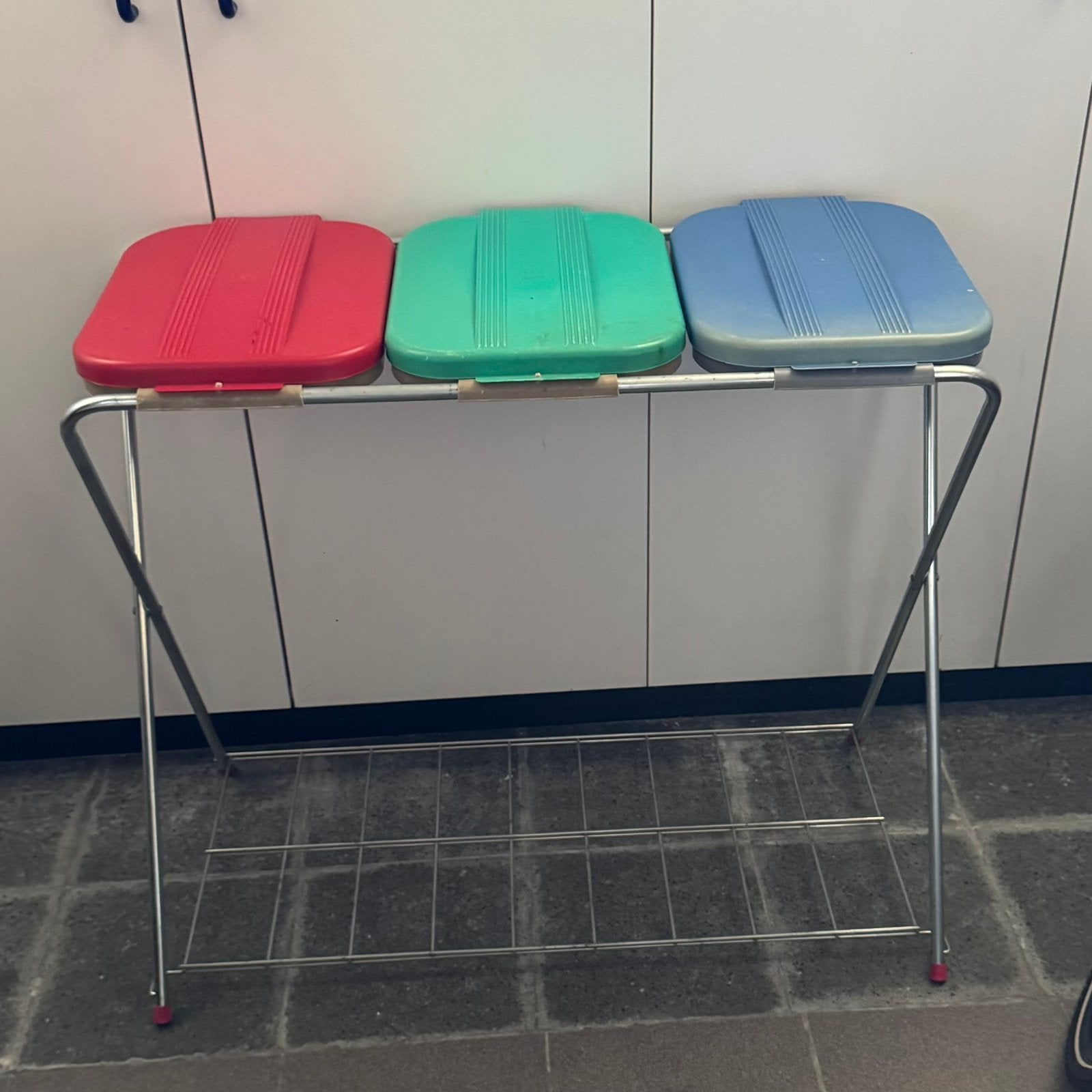 Afvalzakhouder, Ophalen, Zo goed als nieuw, 75 – 100