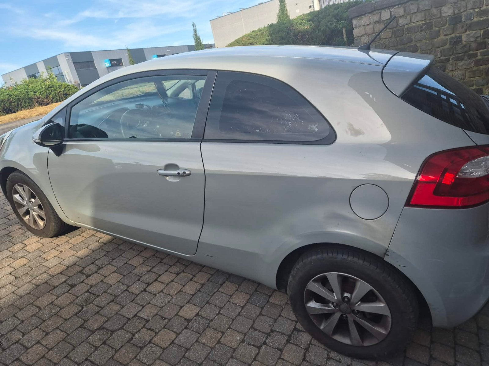 Kia rio diesel, Autos, Euro 5, Achat, Entreprise, Boîte manuelle
