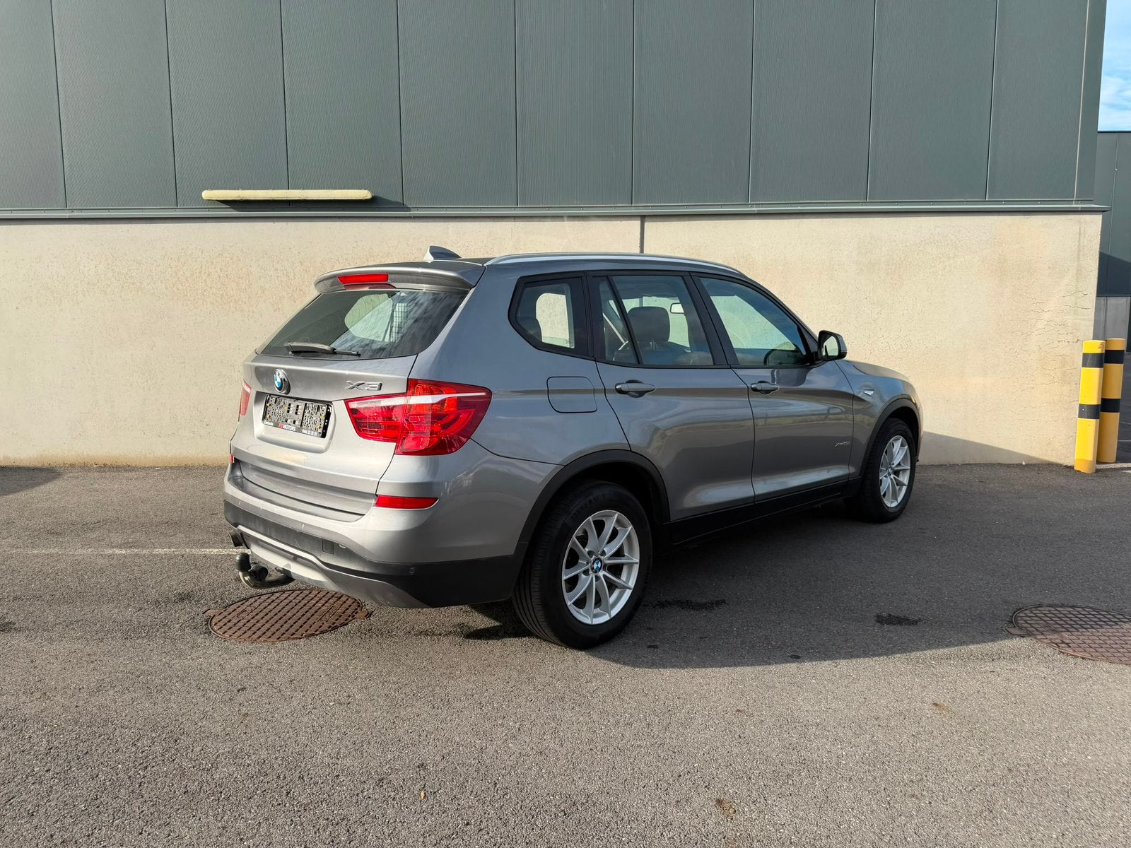 BMW X3 - AUTOMAAT - 2016 - 220.000 km - benzine 2.0 -carpass, Entreprise, Air conditionné, Automatique, X3