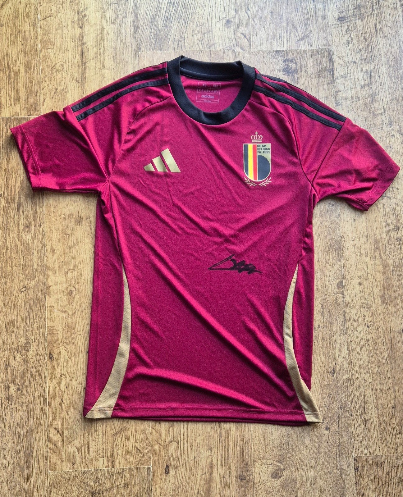 Gesigneerd truitje Jeremy Doku – Goed doel, Sport en Fitness, Maat M, Ophalen of Verzenden