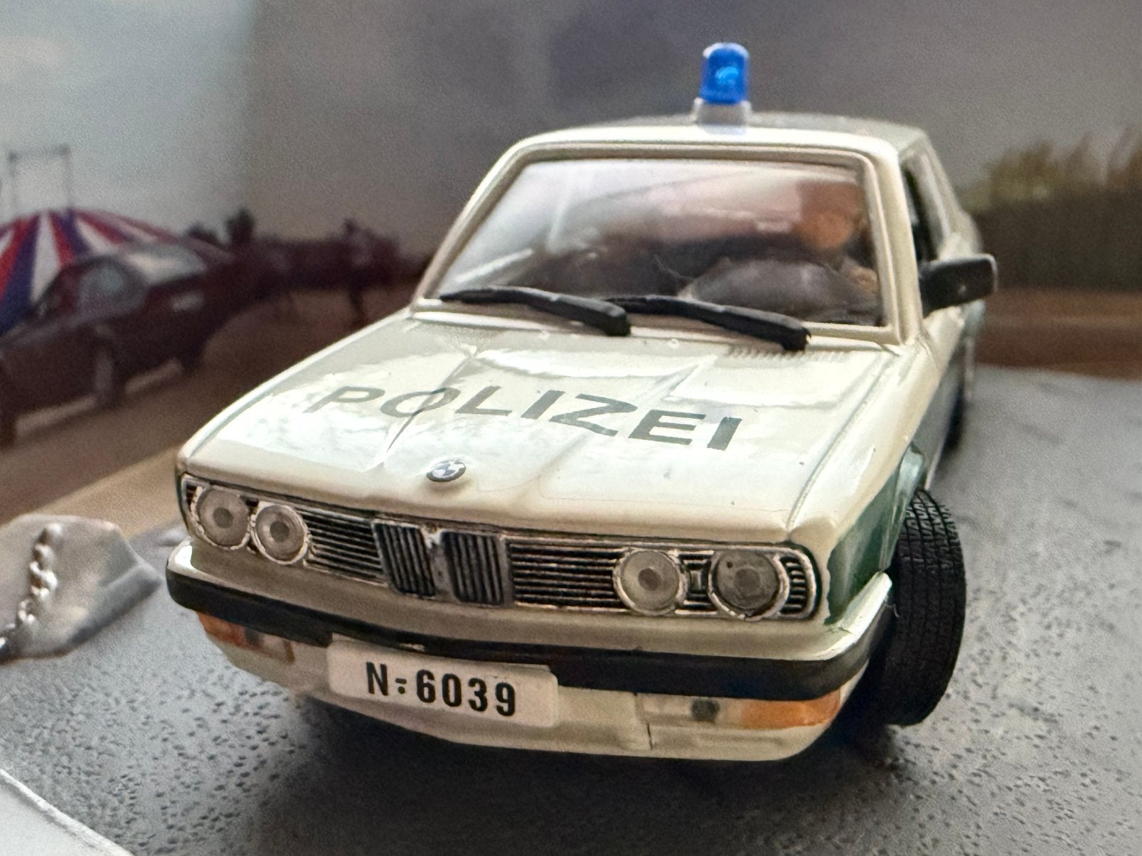 BMW 520i, Enlèvement ou Envoi, Comme neuf, Voiture, Universal Hobbies