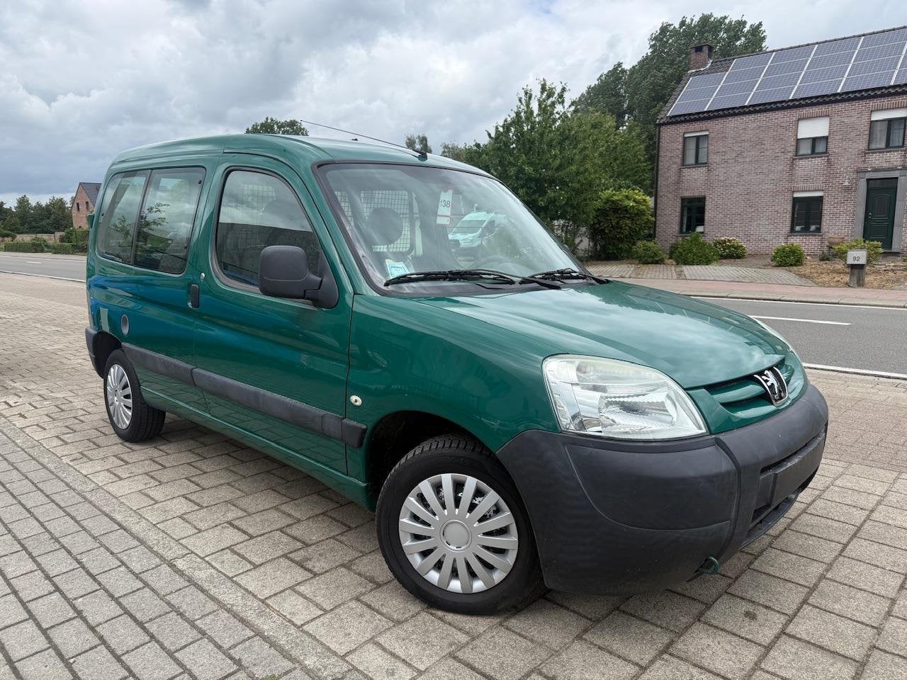 Peugeot Partner 1.4 Benzine | Lichte Vracht | 1 JAAR GARANTI, Auto's, 4 deurs, Stof, 4 cilinders, Bedrijf