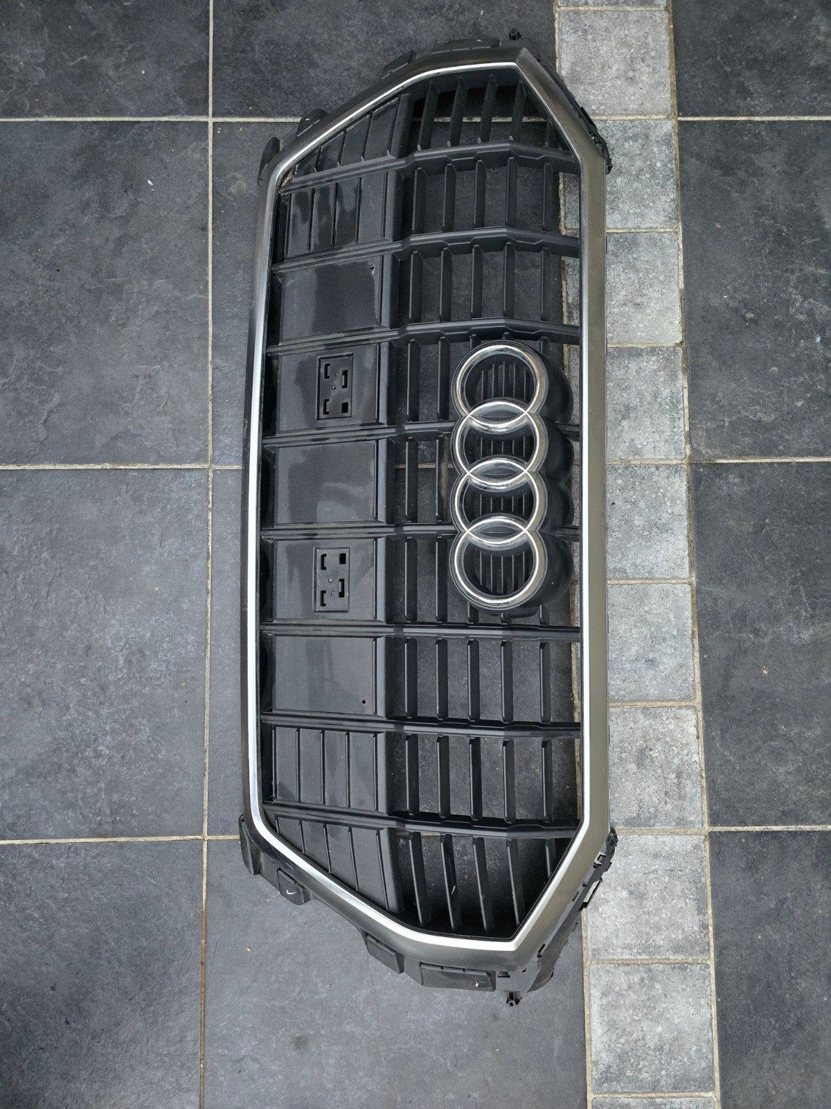 calandre audi q3, Enlèvement ou Envoi, Audi