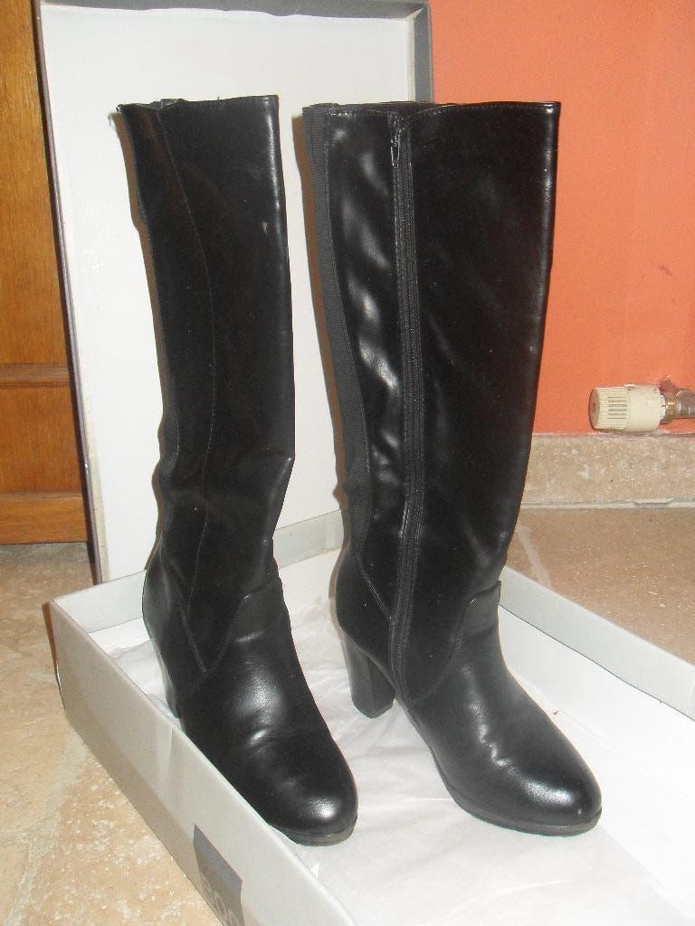Dameslaarzen (1), Kleding | Dames, Hoge laarzen, Zwart, Ophalen of Verzenden, Gedragen