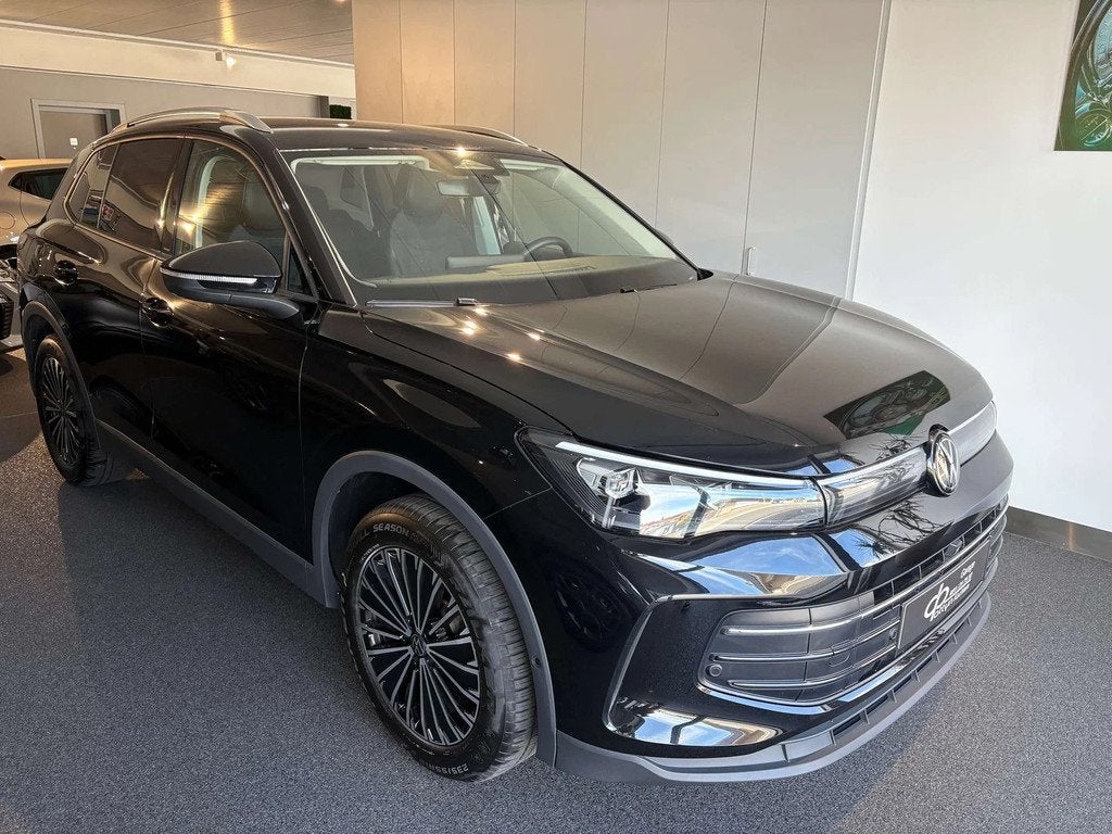 Volkswagen Tiguan Tiguan 1.5 eTSI mHEV ACT Life Business Pre, Automaat, 4 cilinders, 96 kW, 5 zetels