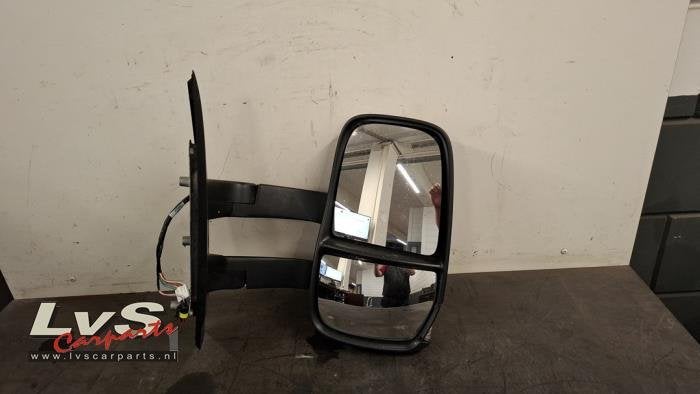 Buitenspiegel rechts van een Iveco New Daily, Gebruikt, -, Overige automerken, -