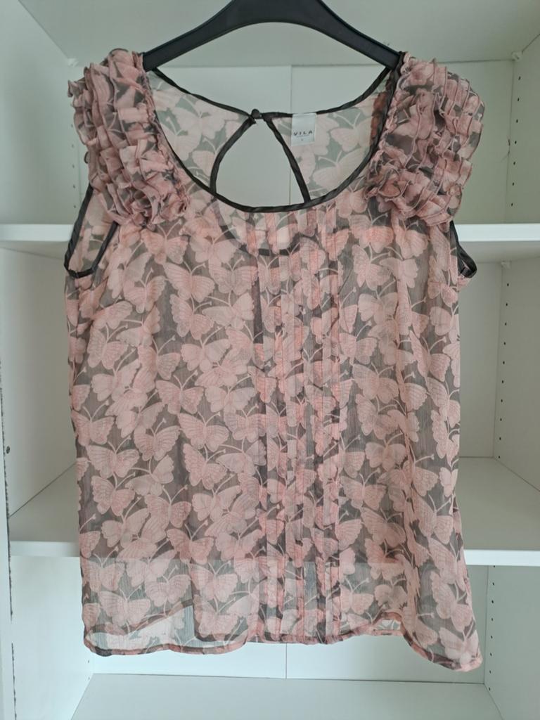 Mt L Doorschijnende top met roze vlinders en ruches, Kleding | Dames, Vila, Maat 42/44 (L), Ophalen of Verzenden, Roze