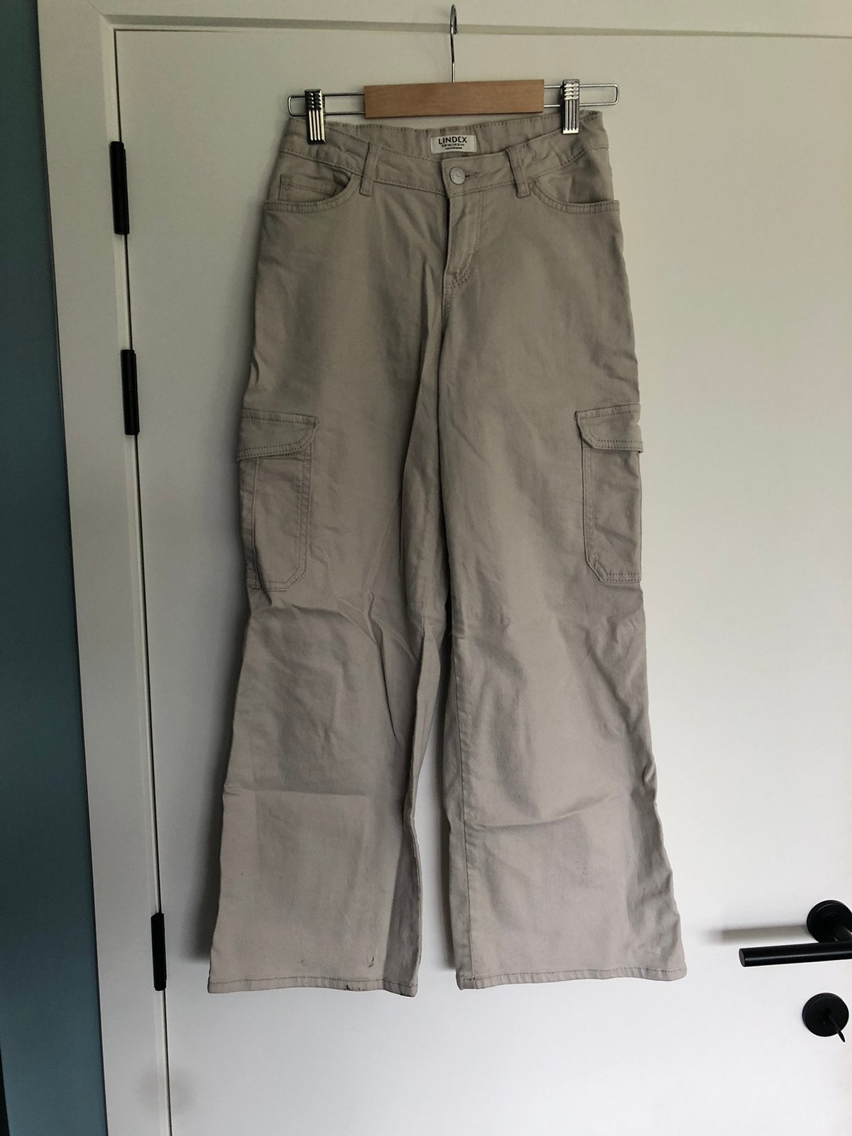 Lindex beige cargo broek. Maat 146, Broek, Gebruikt, Lindex, Verzenden