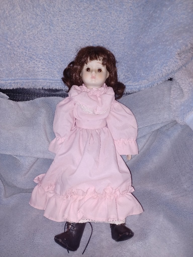 Une magnifique ancienne poupée/biscuit/porcelaine / 47cm, Antiquités & Art, Enlèvement ou Envoi