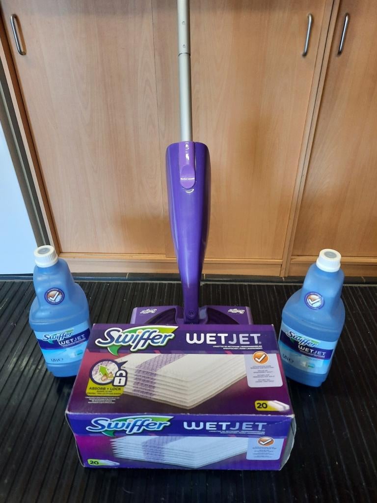 Swiffer Wetjet set, Huis en Inrichting, Schoonmaakartikelen, Ophalen