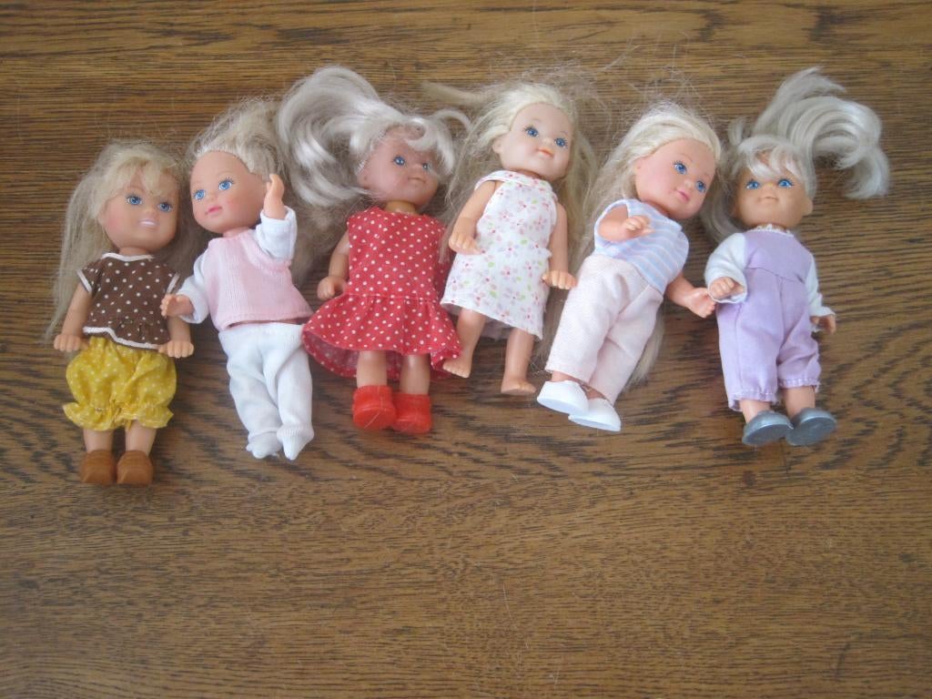 6 jolies poupées Simba, Mattel, Enlèvement ou Envoi, Autres types