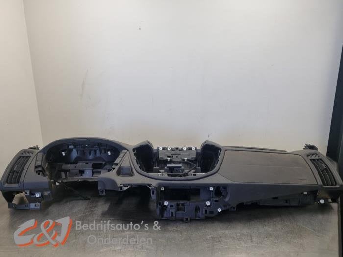 Tableau de bord d'un Ford Transit, -, 3 mois de garantie, -, -