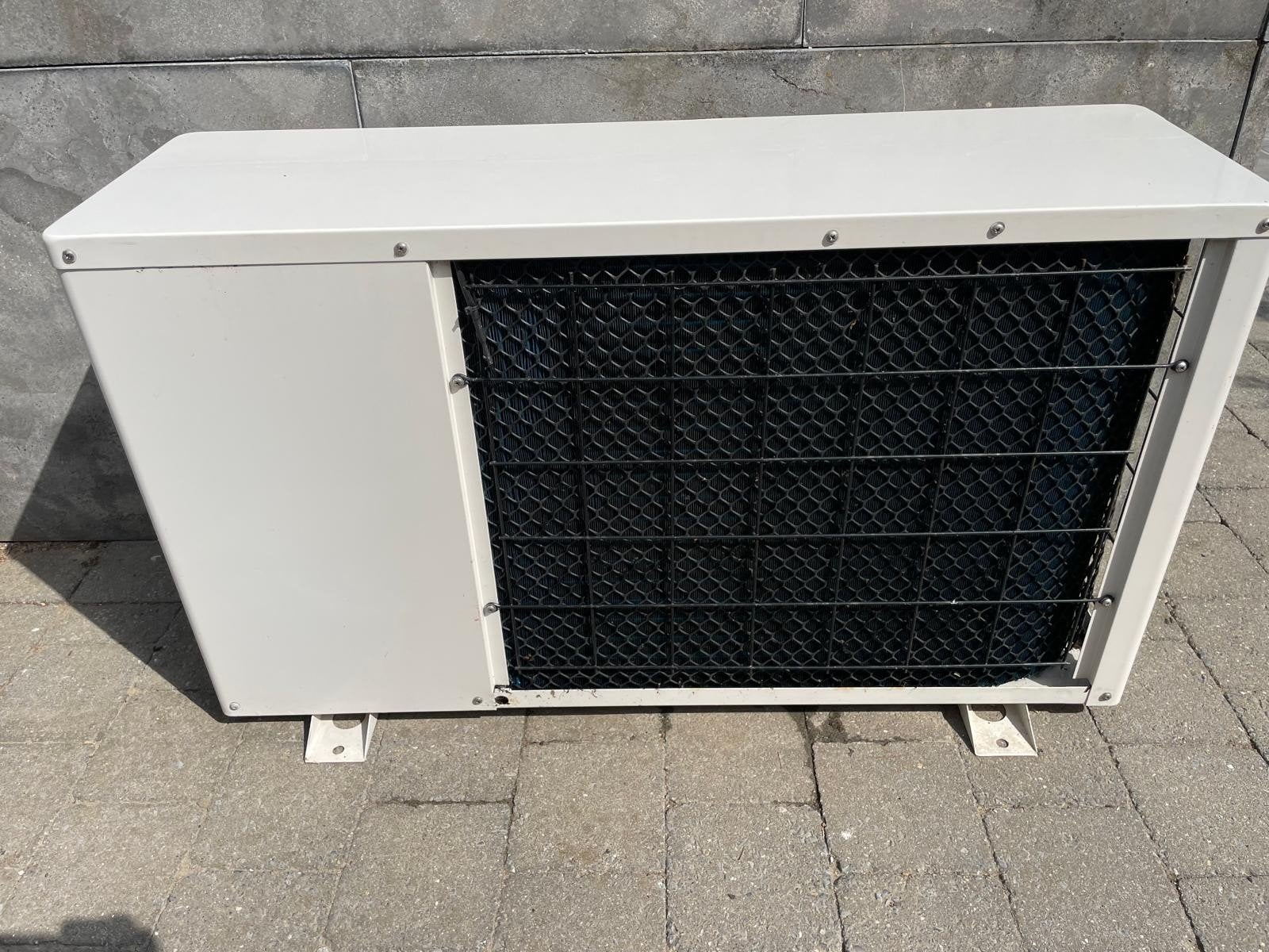 Warmtepomp zwembad tot 35 000 liter, Ophalen
