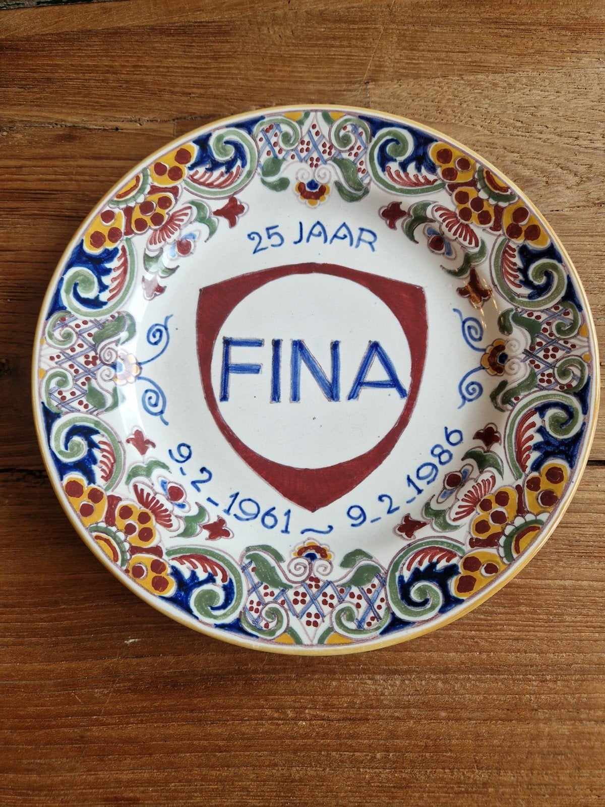 Assiette murale en céramique Vintage Fina | Workum Friesland, Antiquités & Art, Enlèvement ou Envoi