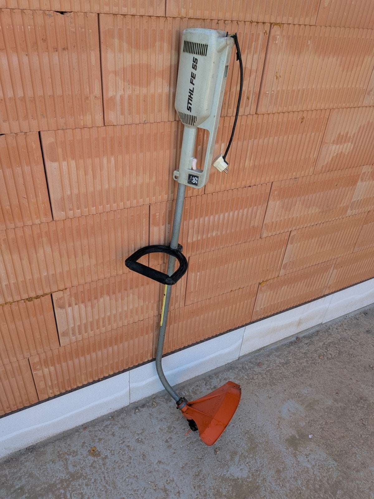 Stihl kantenmaaier FE55 600W, Tuin en Terras, Ophalen, Gebruikt, Elektrisch, Stihl