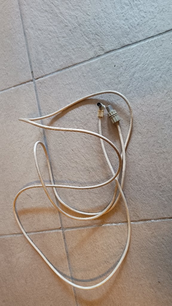 Câble coaxe, Audio, Tv en Foto, Audiokabels en Televisiekabels, Ophalen, Gebruikt, 2 tot 5 meter, Coaxiale kabel