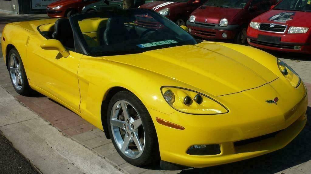 Corvette Cabrio 1ste Eigenaar 40000km LS2 V8, Auto's, Chevrolet, Cabriolet, Geel, Bedrijf, Lederen bekleding