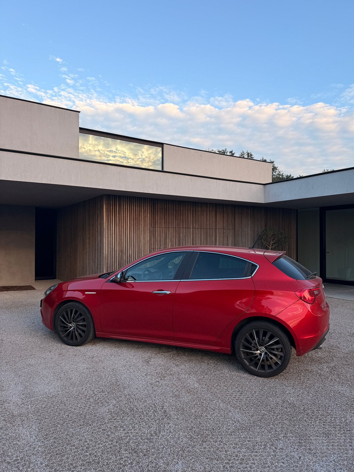 Alfa Romeo Giulietta, Autos, Boîte manuelle, Entretenue par le concessionnaire, 5 portes, Particulier