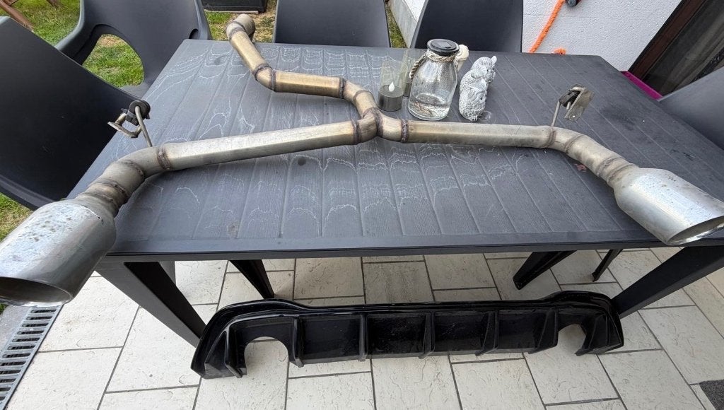 Ligne échappement en inox avec diffuseur pour golf 8, Enlèvement