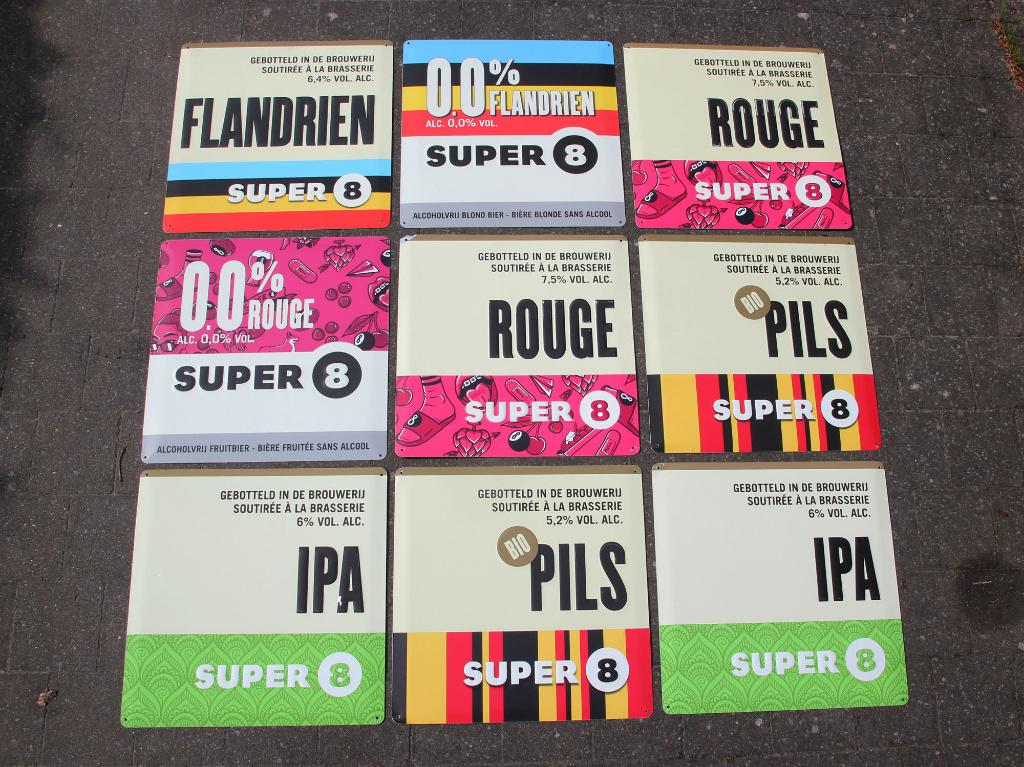 Reclameborden Super 8, Verzamelen, Biermerken, Ophalen of Verzenden, Gebruikt, Reclamebord, Plaat of Schild, Overige merken