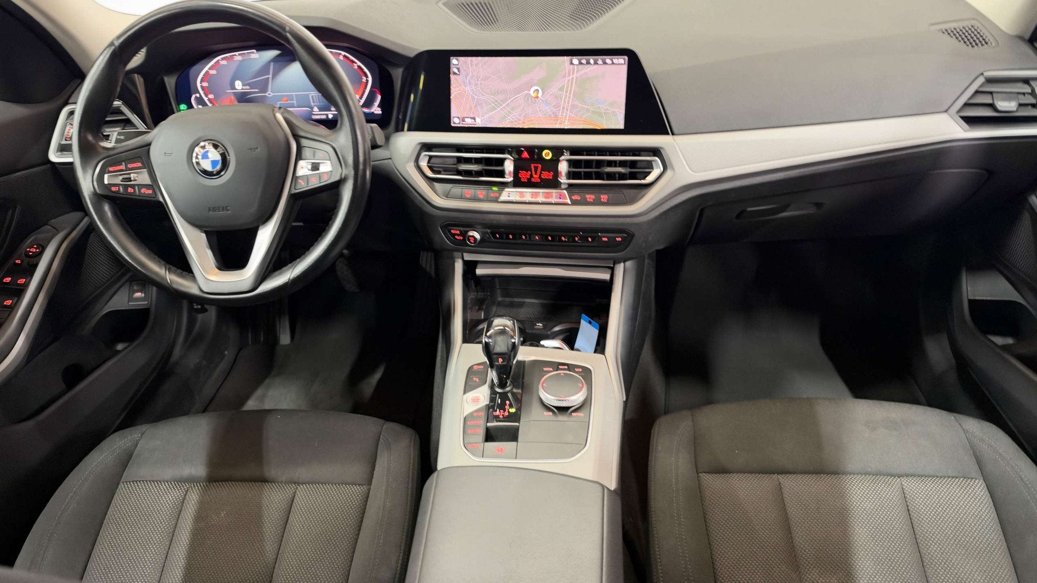 BMW 316 dA*Garantie*EURO 6d*Automaat*LED*Parkeersensoren*D, Autos, Achat, Euro 6, Entreprise, Carnet d'entretien