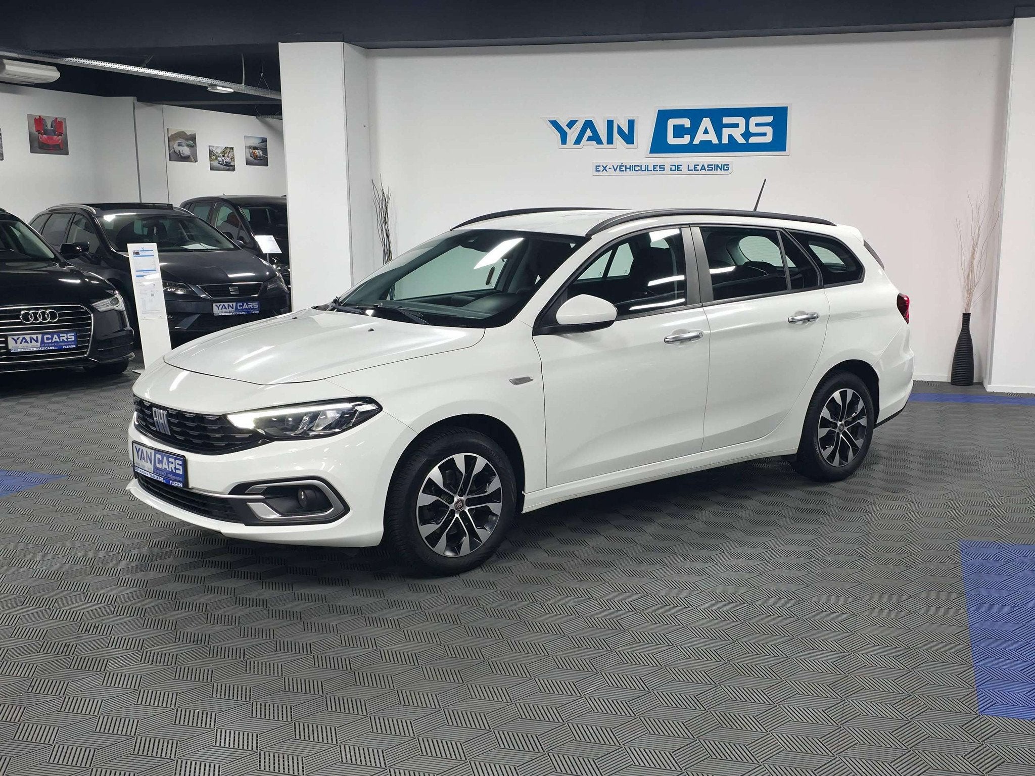 Fiat Tipo SW * 1.0 ESSENCE * Ed. CITY LIFE * GARANTIE 1 AN, Autos, Achat, 124 g/km, 5 portes, https://public.car-pass.be/vhr/c0aa9948-d844-463c-b655-37bb44c7fa42