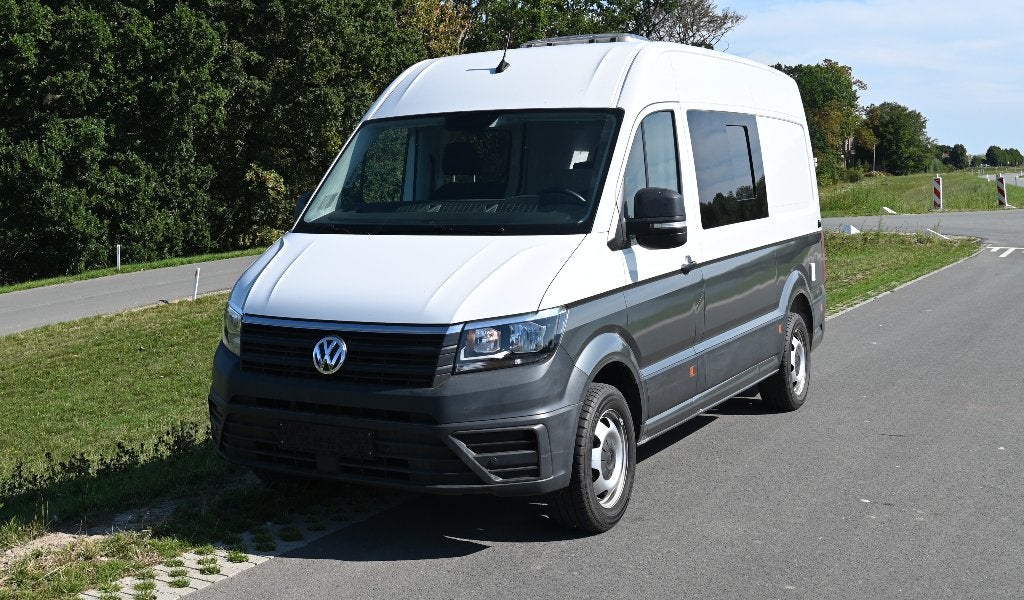 Camping-car Crafter nouvellement construit 2021, Caravanes & Camping, Réfrigérateur, 5 à 6 mètres, Diesel, ABS