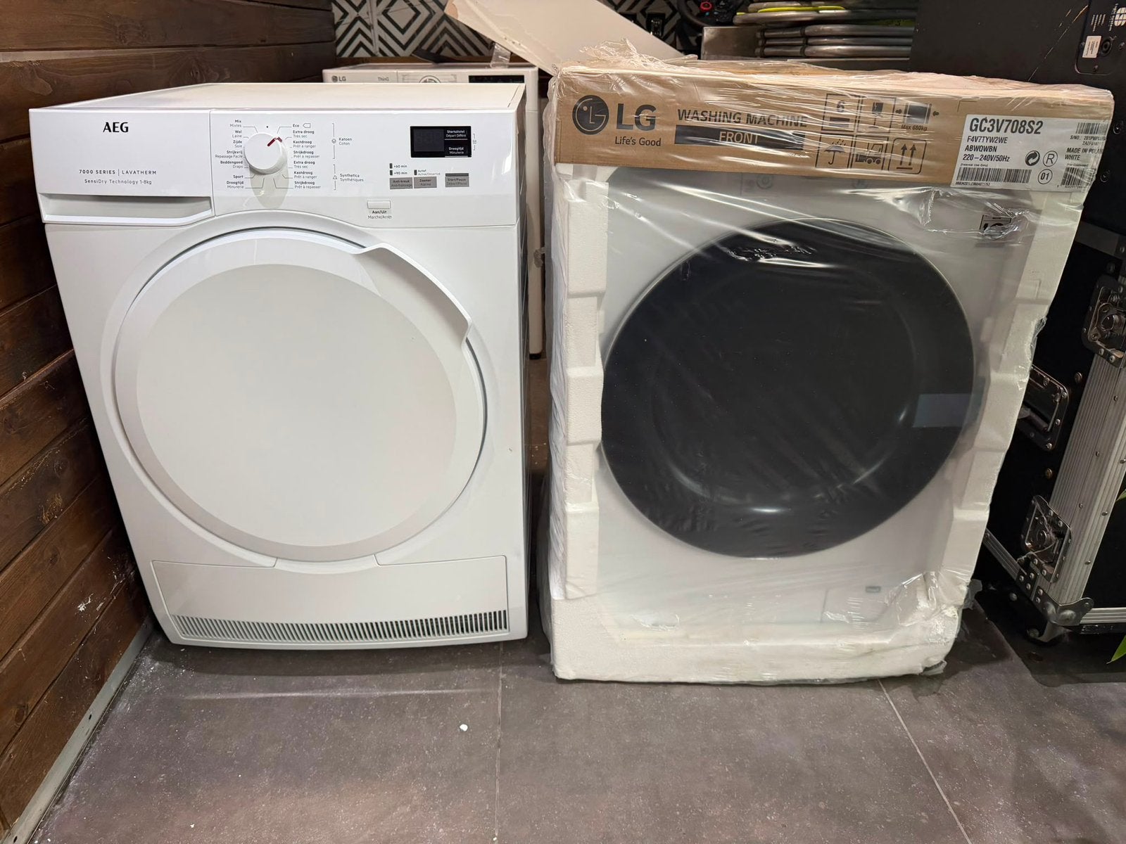 LG wasmachine & AEG droogkast, Elektronische apparatuur, Ophalen, Nieuw