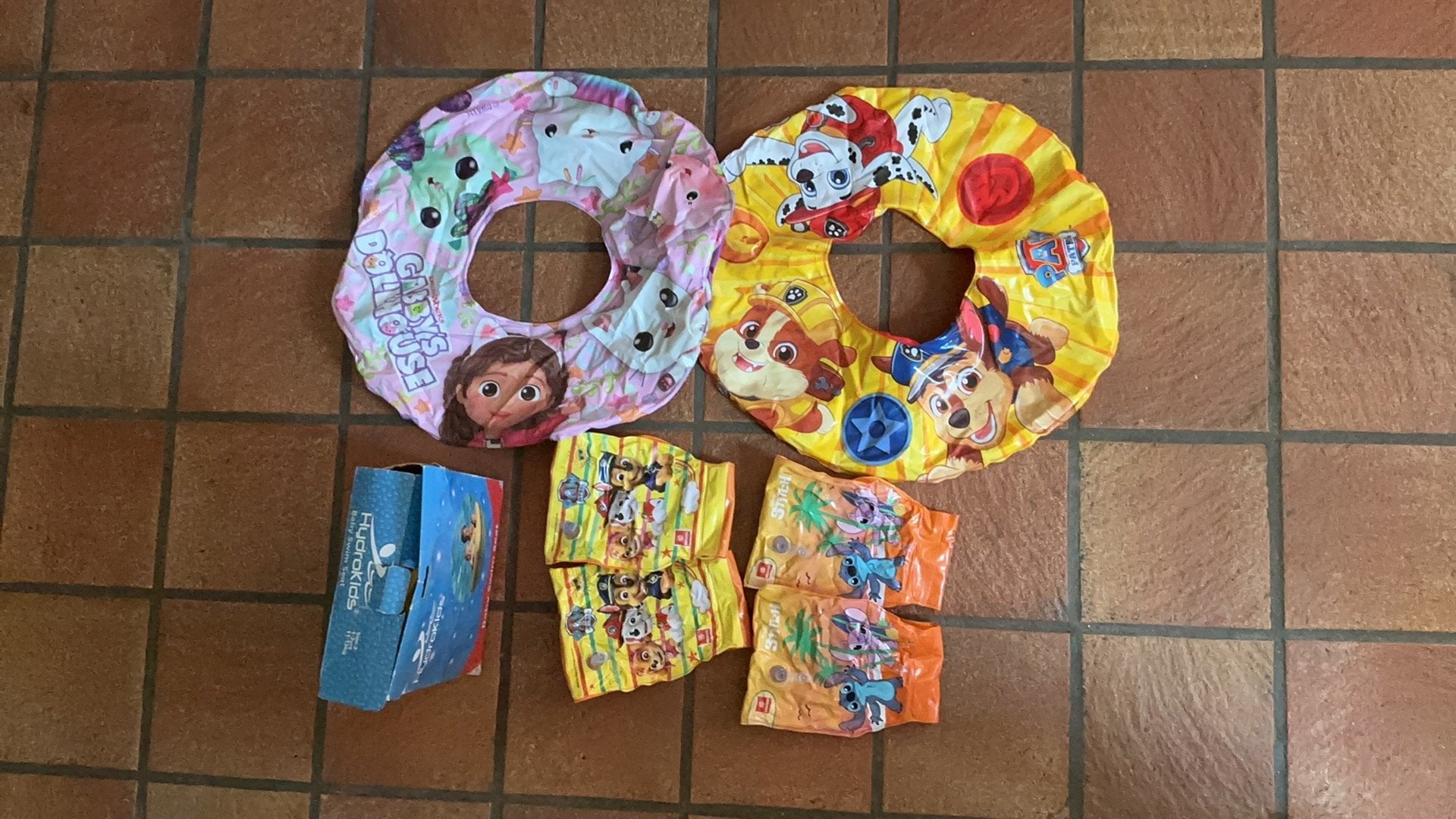 Zwem spullen, Kinderen en Baby's, Kinderkleding | Kinder-zwemkleding, UV-zwemkleding, Jongen of Meisje, Overige maten, Ophalen of Verzenden