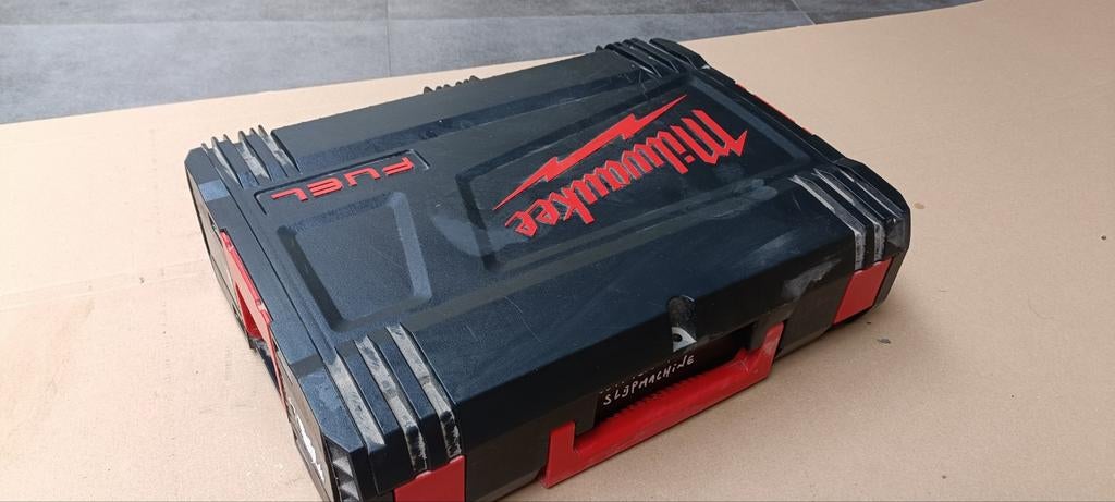 Milwaukee multitool M18FMT, Enlèvement