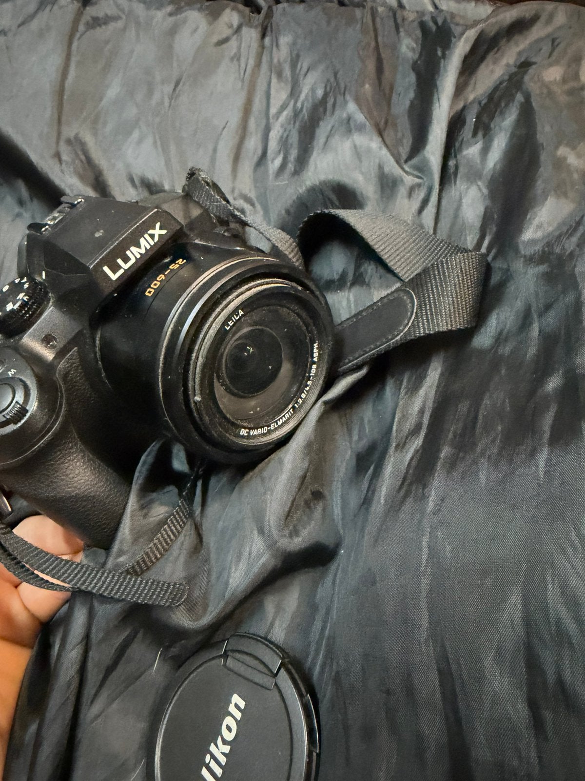 Panasonic Lumix FZ300 - 4K, Ophalen of Verzenden, Zo goed als nieuw, Oplader, Leica