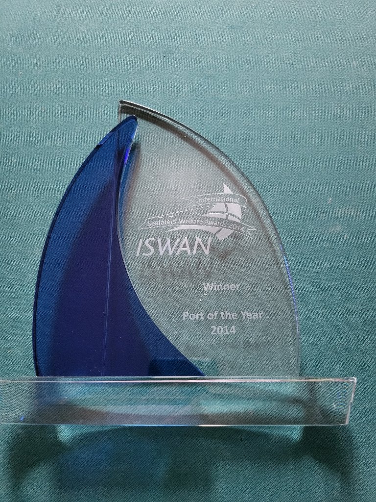 Glazen zeilboot (trofee), Verzamelen, Ophalen