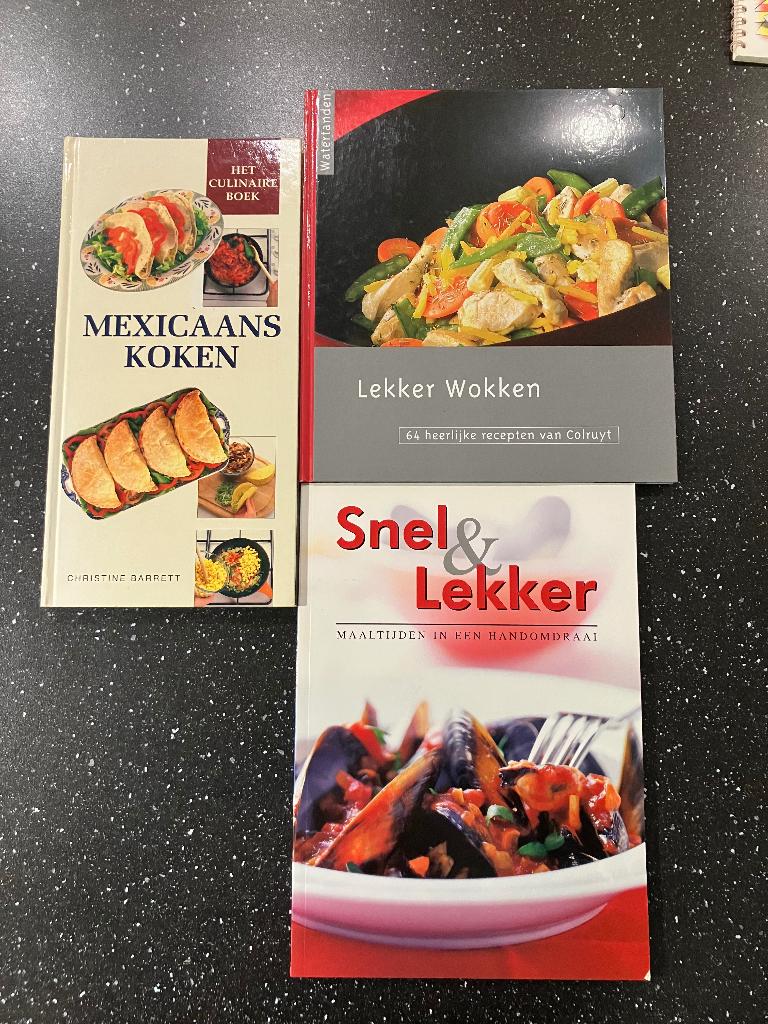 Kookboeken - Mexicaans koken, wok en snelle maaltijden, Ophalen of Verzenden, Gelezen