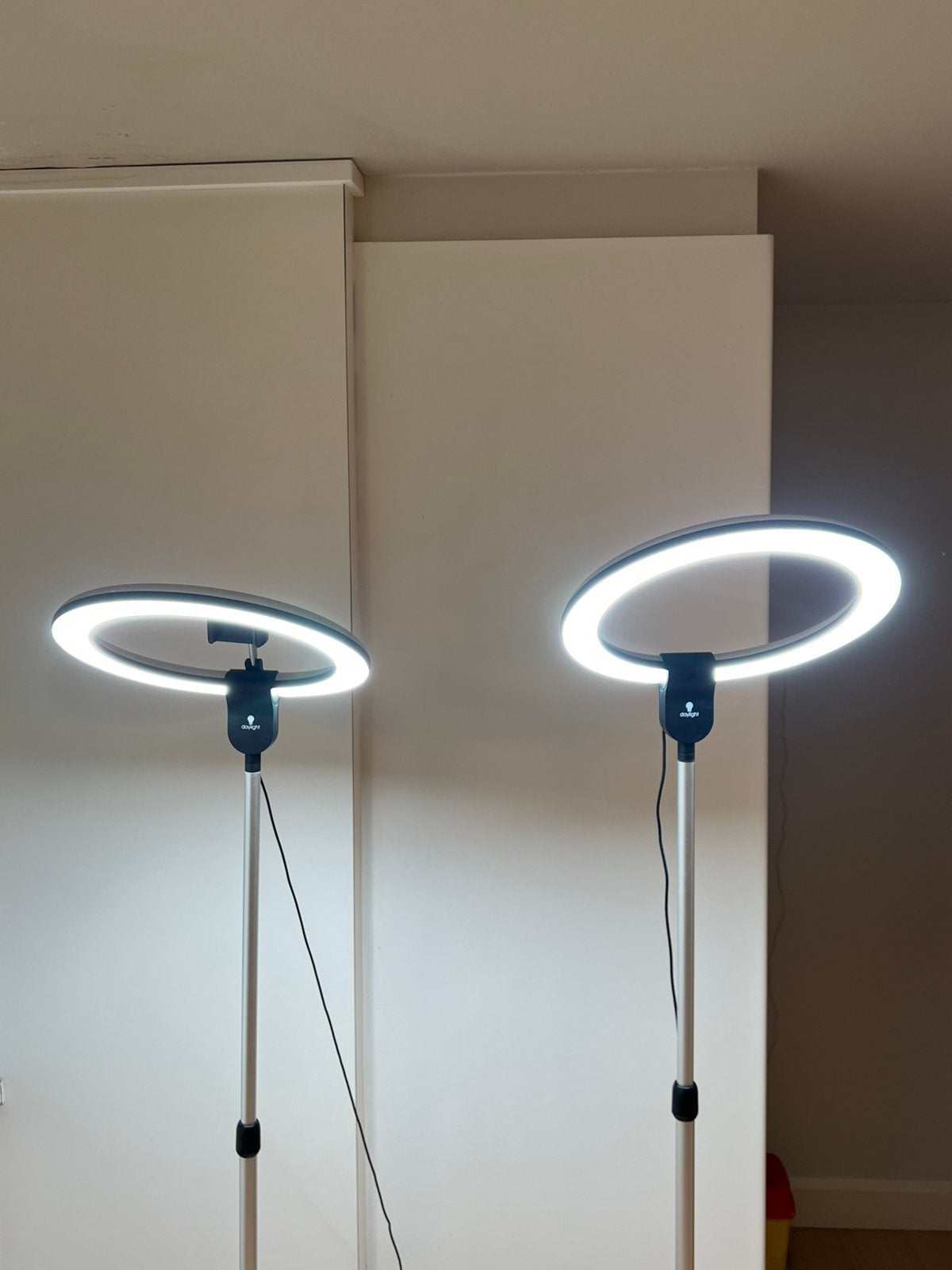 Twee LED ringlampen ED Aura, Ophalen, Zo goed als nieuw, Telefoonhouder