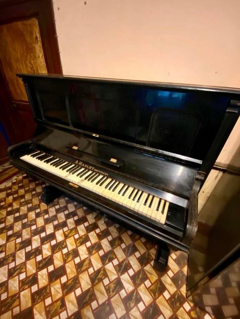 A. Hanlet. Bruxelles, Muziek en Instrumenten, Piano's, Ophalen, Gebruikt, Zwart, Piano