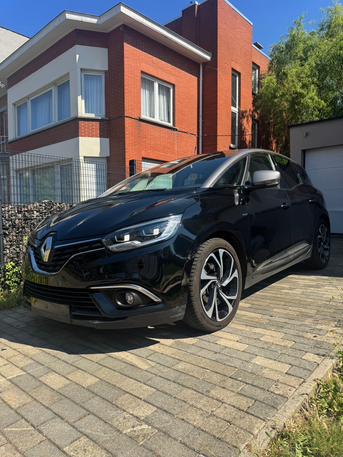 RENAULT SCENIC IV BOSE EDITION 2018 FULL OPTION, Autos, Renault, Cuir et Alcantara, Achat, Noir, 5 portes