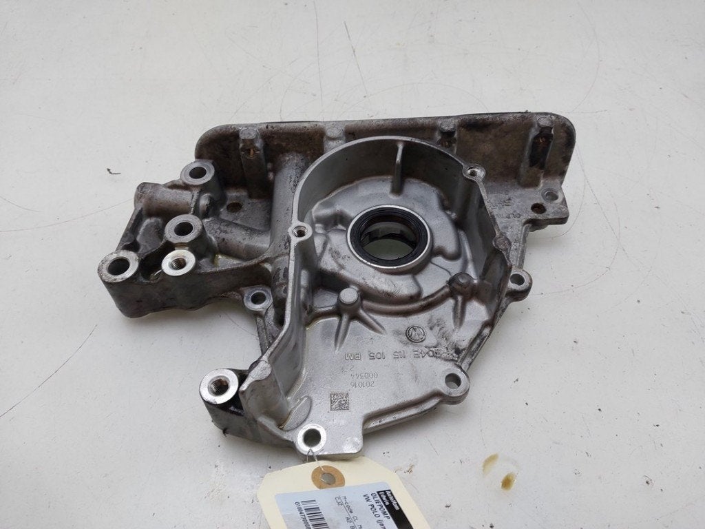 POMPE A HUILE Volkswagen Polo V (6R) (01-2009/05-2022), Utilisé, Volkswagen