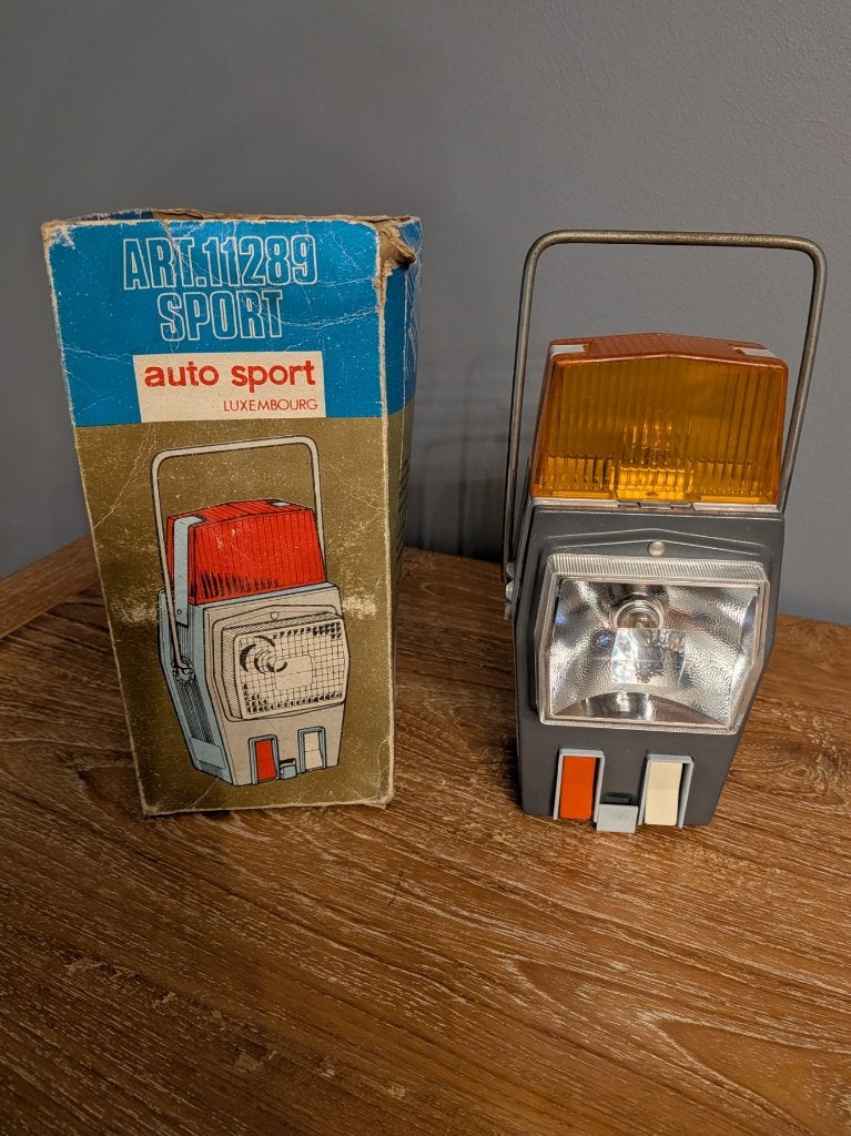 Lampe de secours automobile vintage Auto Sport Luxembourg, Enlèvement ou Envoi, Utilisé, Voitures