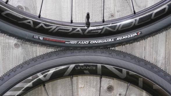 Campagnolo Levante Carbon Gravel Wielset – Ekar N3W, Fietsen en Brommers, Wiel, Ophalen of Verzenden, Zo goed als nieuw, Gravelbike