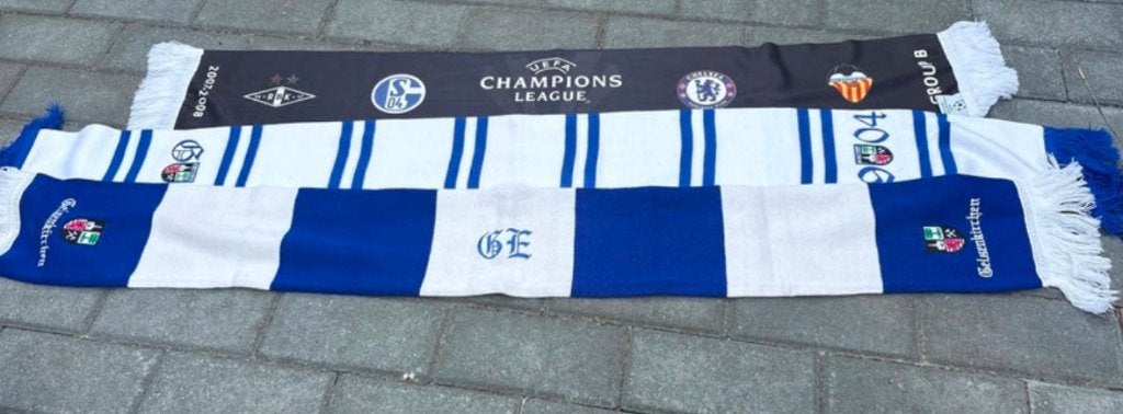 Schalke 04 fanpakket, Enlèvement, Comme neuf, Fanion ou Écharpe