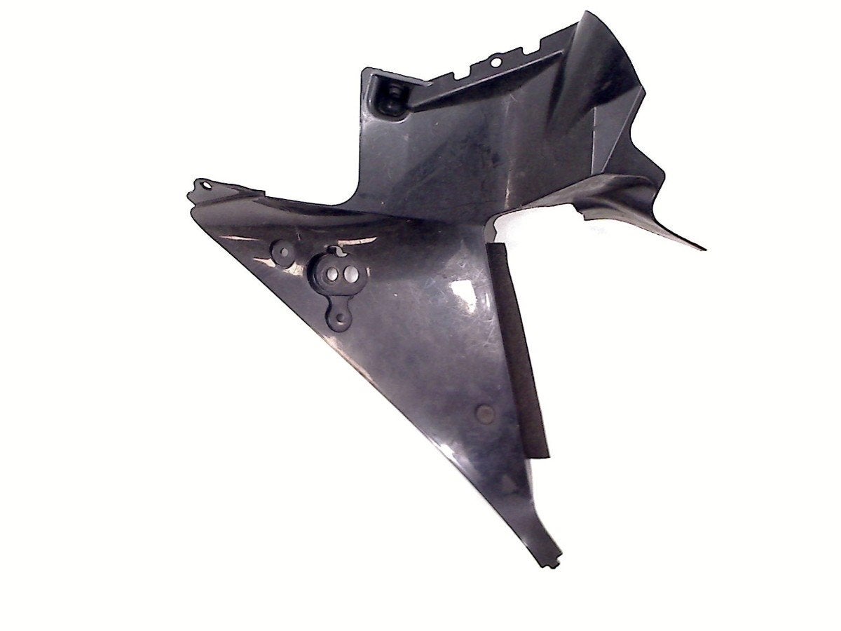 CARENAGE INTERNE PANNEAU DROIT Honda, Dhr. S. di Majo, Utilisé, Info@cama-motorparts.nl, P.J. Troelstraweg 8 8
3144 CX  MAASSLUIS, NL