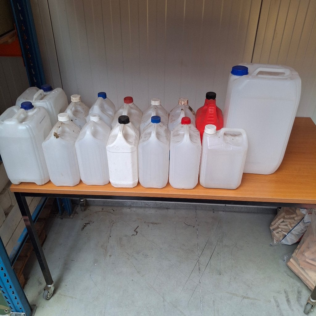 bidons leeg - GRATIS, Ophalen, Gebruikt, Kunststof