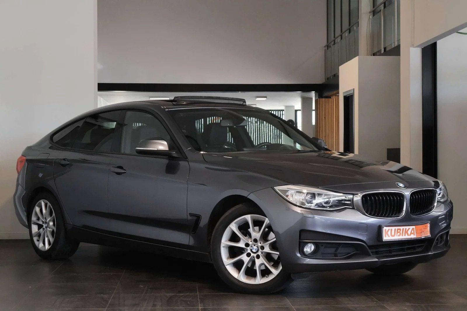 BMW Gran Turismo 320 dA Pano CruiseC ZetelV Garantie*, Auto's, BMW, Automaat, 4 cilinders, 1650 kg, Bedrijf