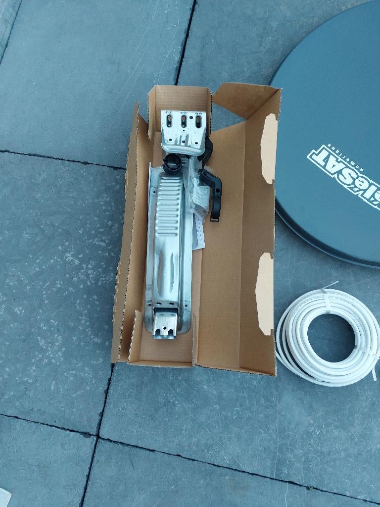 kit parabole, Enlèvement